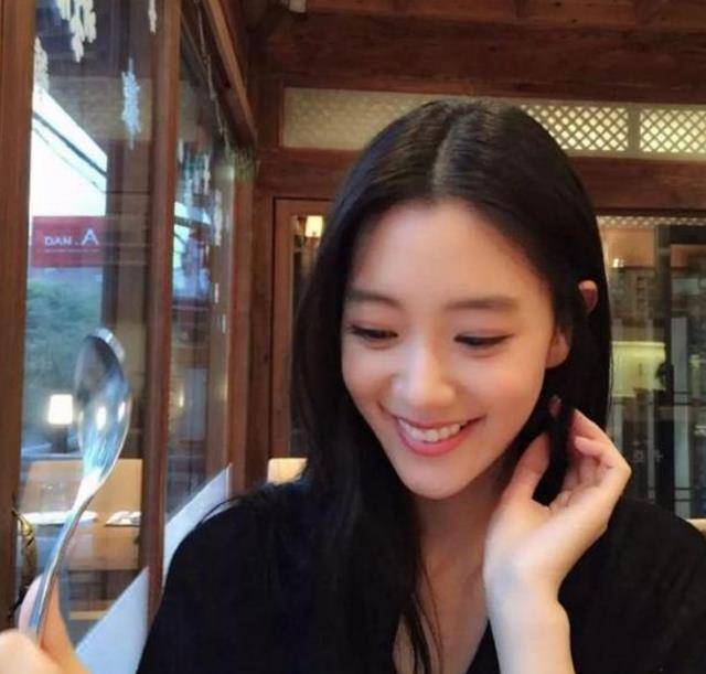 蛇蝎美人分析